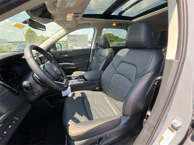 new 2025 Nissan Pathfinder car, priced at $51,083