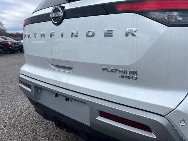 new 2025 Nissan Pathfinder car, priced at $49,346