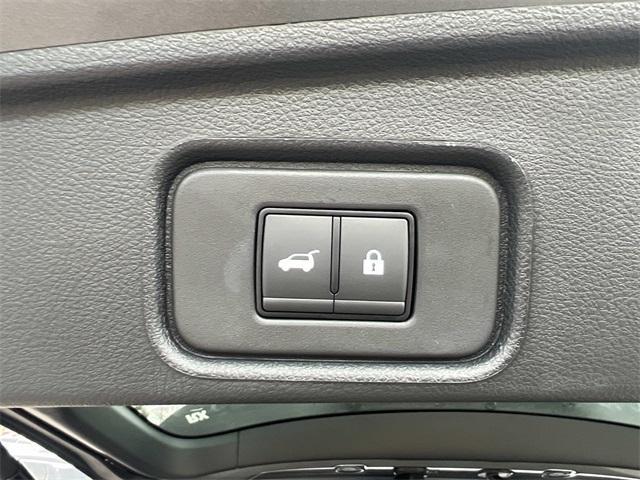new 2025 Nissan Pathfinder car, priced at $42,237
