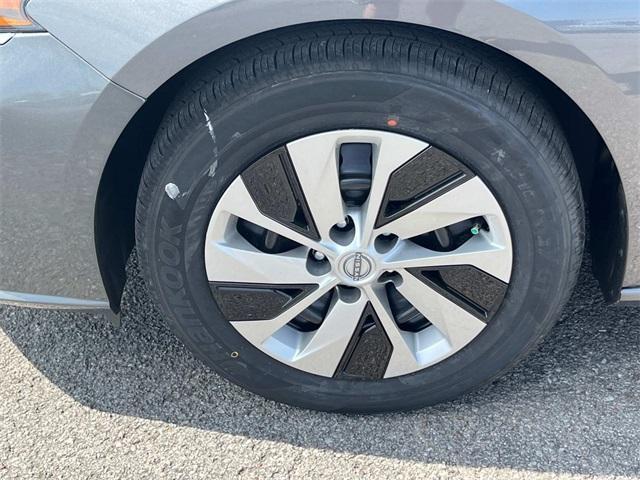 new 2025 Nissan Altima car, priced at $28,140