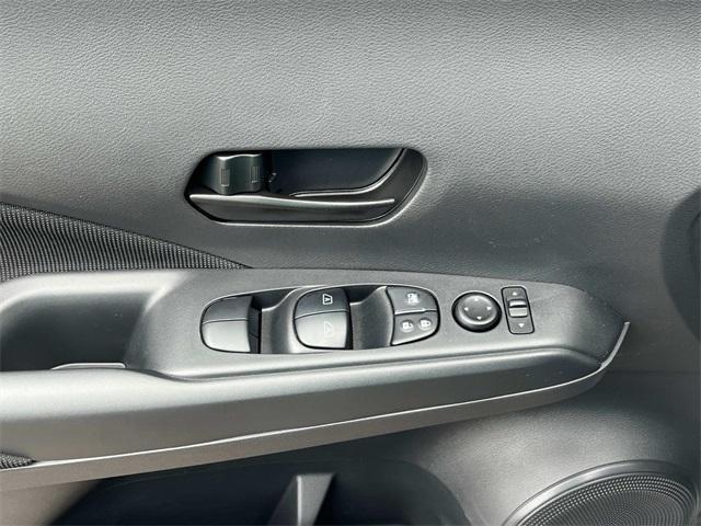 new 2025 Nissan Kicks Play car, priced at $21,949