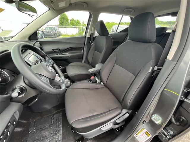 new 2025 Nissan Kicks Play car, priced at $21,949