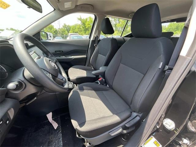 new 2025 Nissan Kicks Play car, priced at $21,949