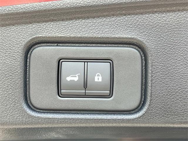 new 2025 Nissan Pathfinder car, priced at $47,102