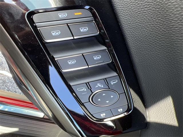 new 2025 Nissan Pathfinder car, priced at $47,102