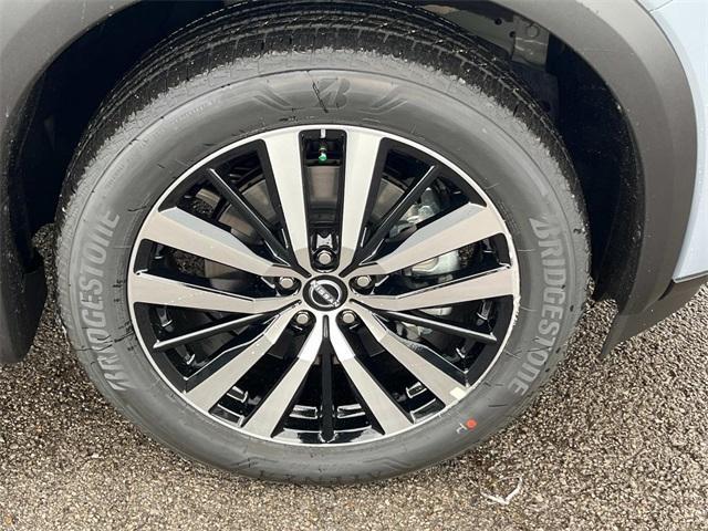 new 2025 Nissan Pathfinder car, priced at $48,431