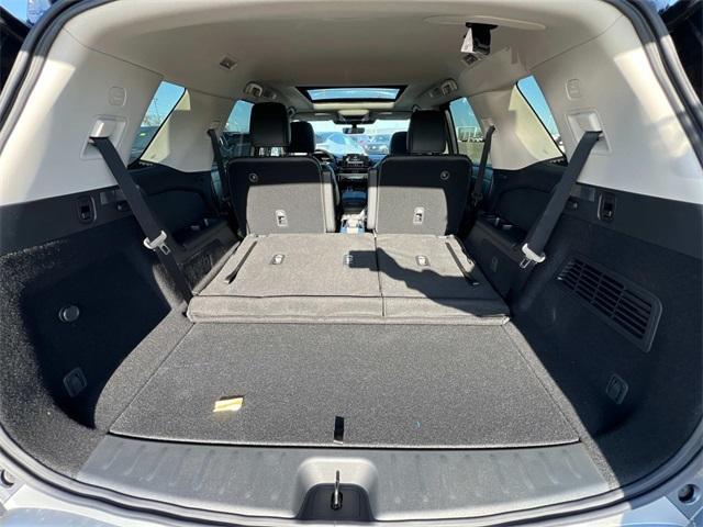 new 2025 Nissan Pathfinder car, priced at $42,425