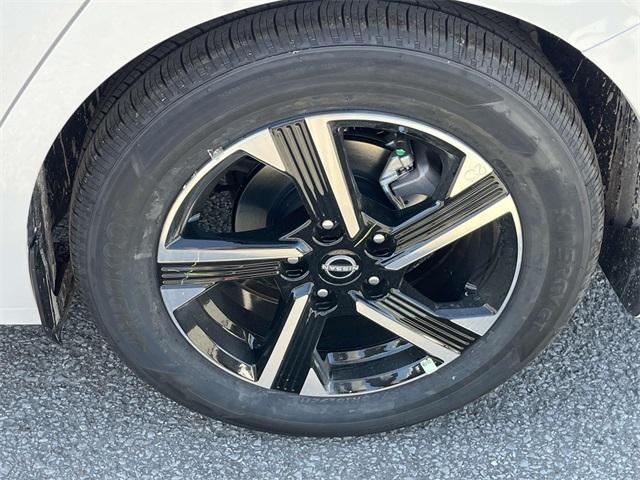 new 2025 Nissan Sentra car, priced at $22,904