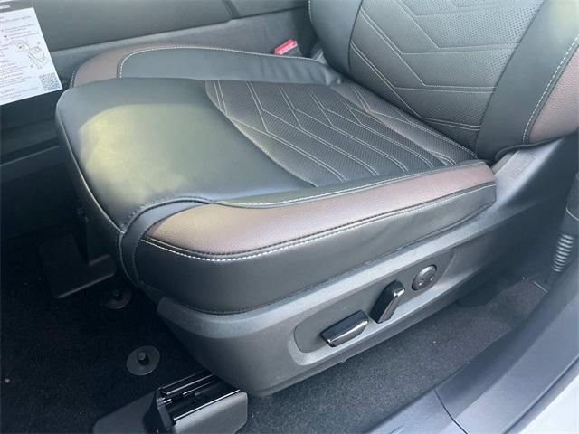 new 2025 Nissan Pathfinder car, priced at $49,346