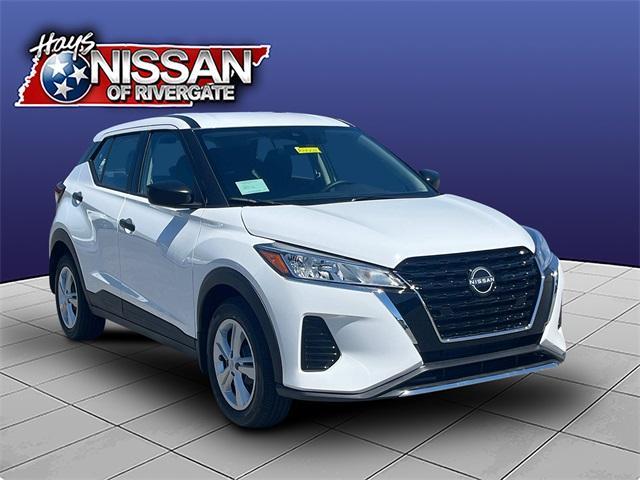 new 2025 Nissan Kicks Play car, priced at $22,658
