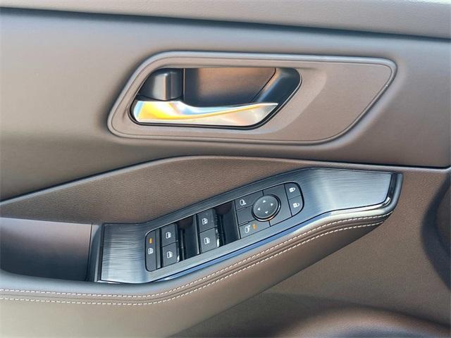 new 2025 Nissan Rogue car, priced at $29,262