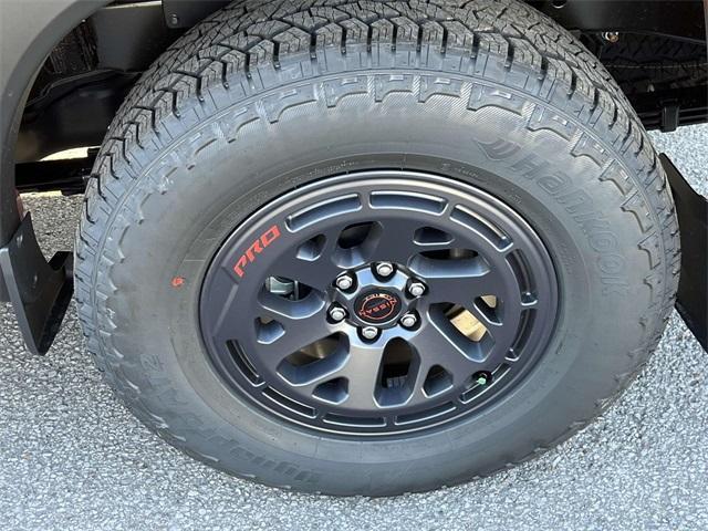 new 2025 Nissan Frontier car, priced at $39,876