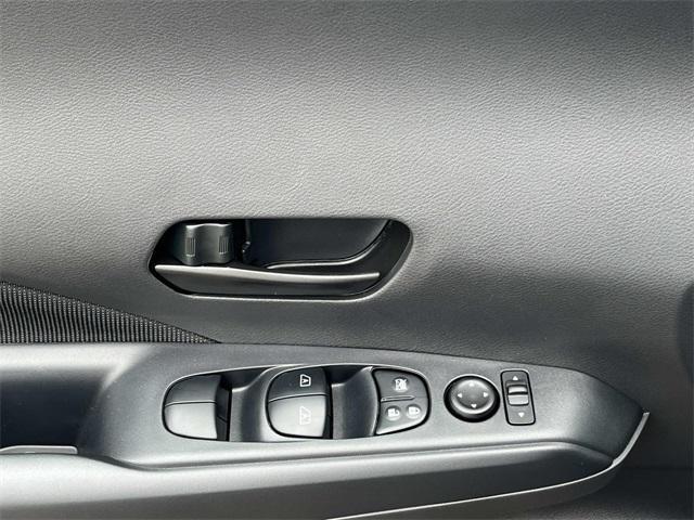 new 2025 Nissan Kicks Play car, priced at $22,040