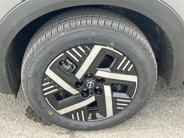 new 2025 Nissan Kicks car, priced at $26,835