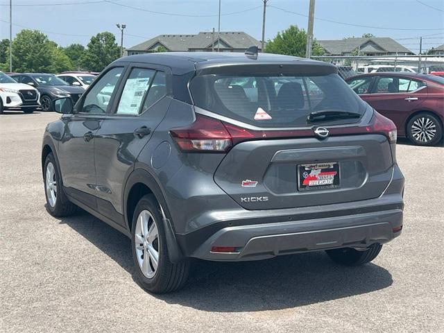 new 2025 Nissan Kicks Play car, priced at $23,760