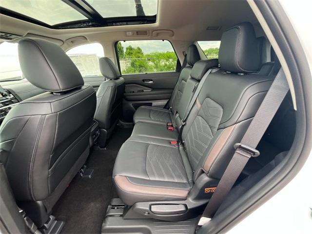 new 2025 Nissan Pathfinder car, priced at $49,856