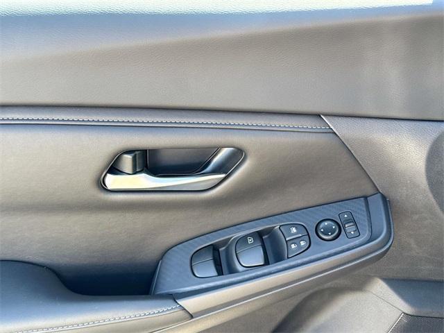 new 2025 Nissan Sentra car, priced at $22,543