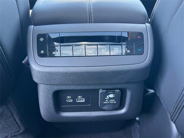 new 2025 Nissan Pathfinder car, priced at $48,580