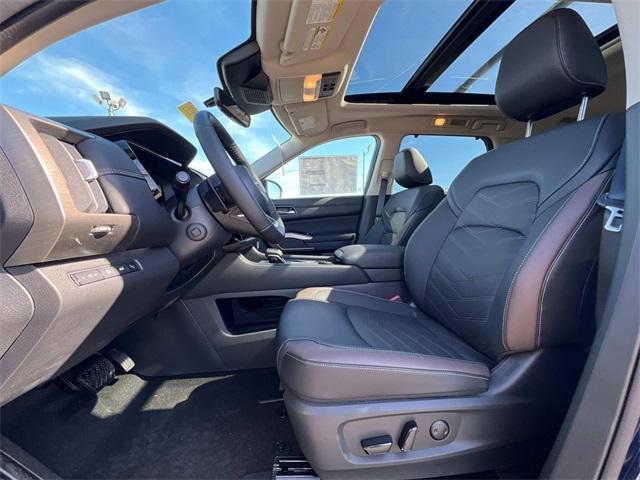 new 2025 Nissan Pathfinder car, priced at $48,580