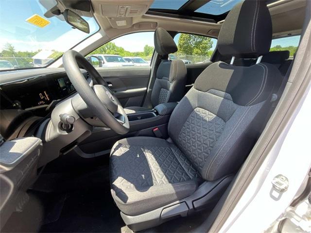 new 2025 Nissan Kicks car, priced at $27,448