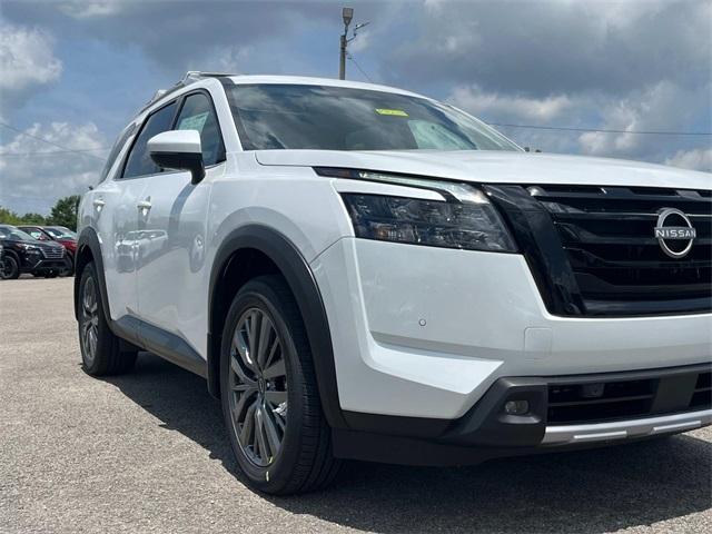new 2025 Nissan Pathfinder car, priced at $46,511