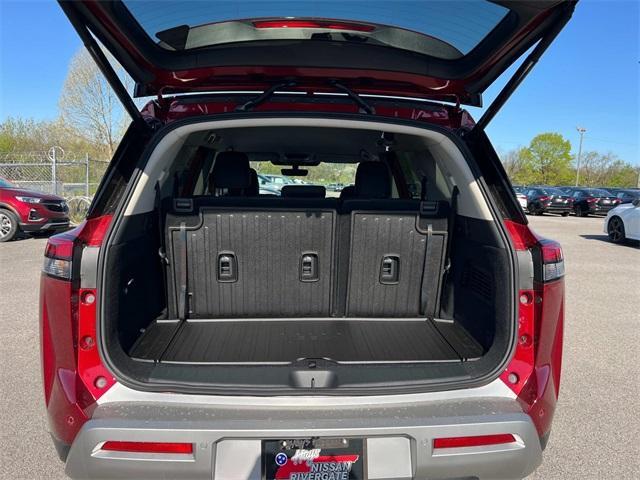 new 2025 Nissan Pathfinder car, priced at $42,332