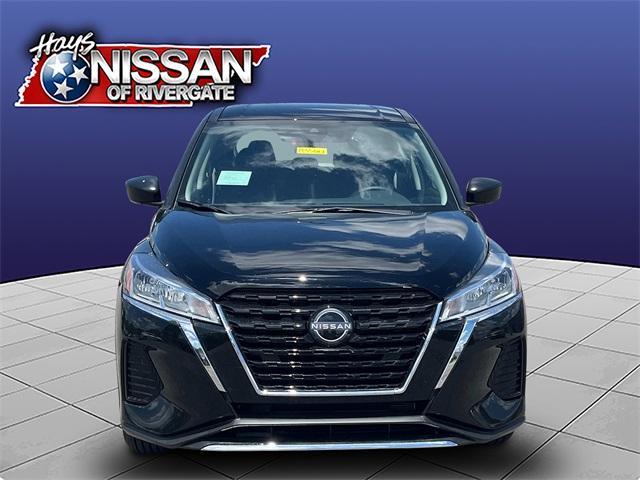new 2025 Nissan Kicks Play car, priced at $21,949