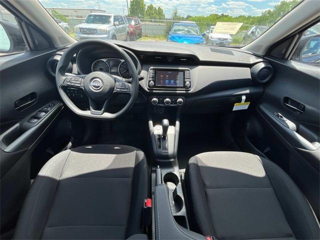 new 2025 Nissan Kicks Play car, priced at $21,949