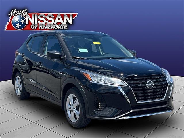new 2025 Nissan Kicks Play car, priced at $22,658