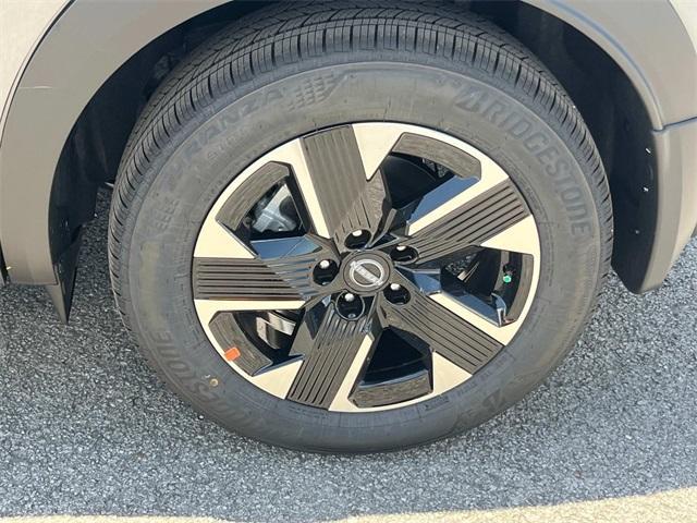 new 2025 Nissan Kicks car, priced at $25,392