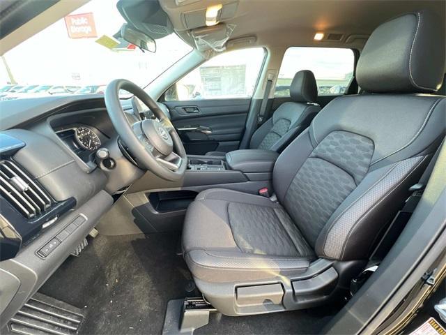 new 2025 Nissan Pathfinder car, priced at $35,478