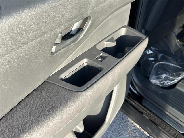 new 2025 Nissan Pathfinder car, priced at $35,478