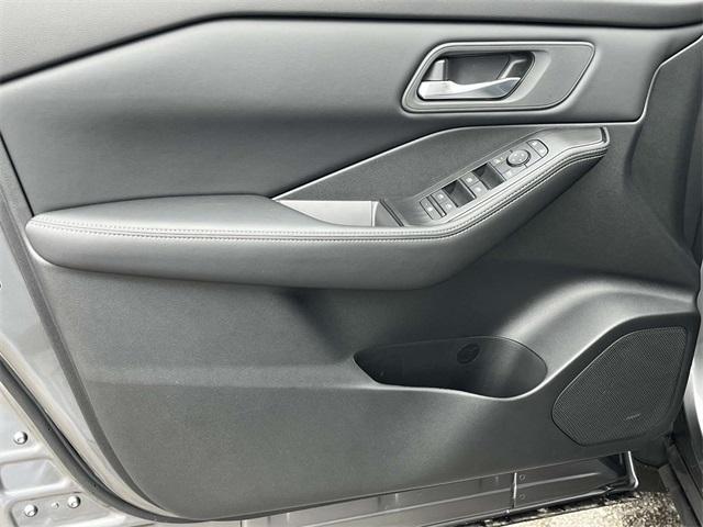 new 2025 Nissan Rogue car, priced at $29,251