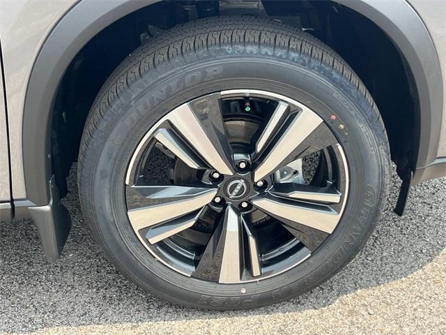 used 2025 Nissan Rogue car, priced at $29,850