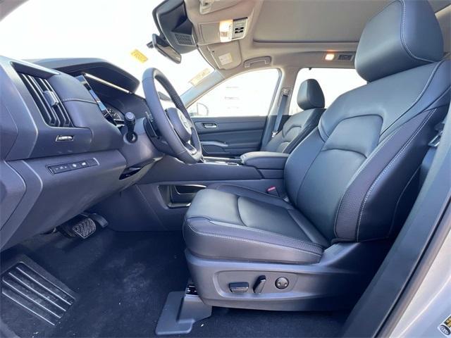 new 2025 Nissan Pathfinder car, priced at $44,638