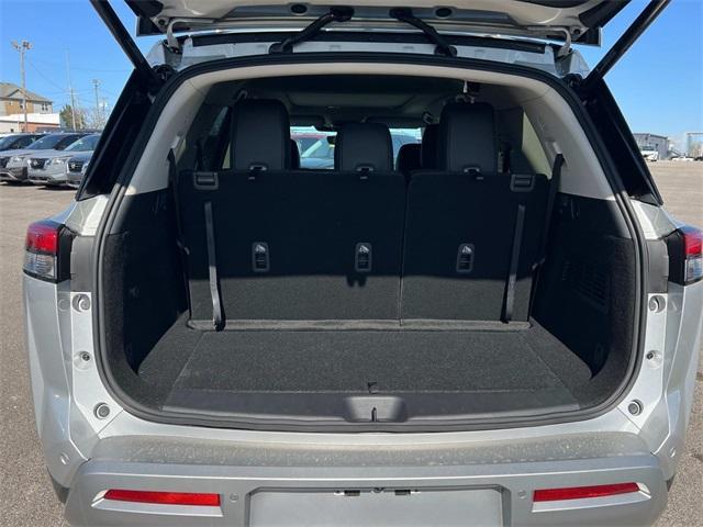 new 2025 Nissan Pathfinder car, priced at $44,638