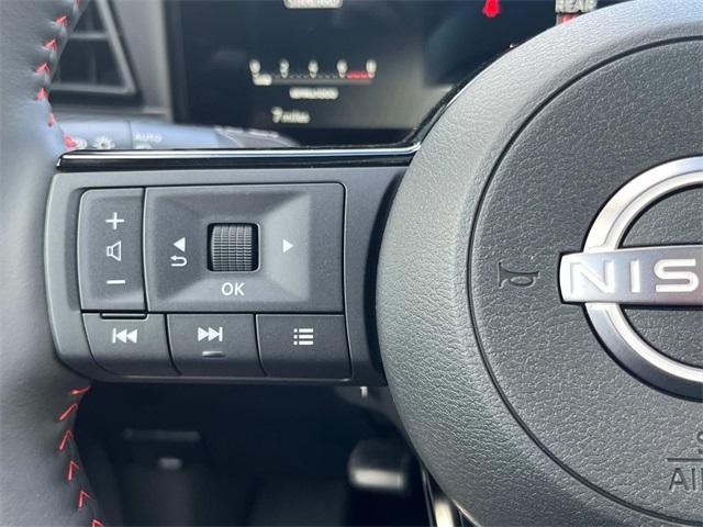 new 2025 Nissan Kicks car, priced at $30,312