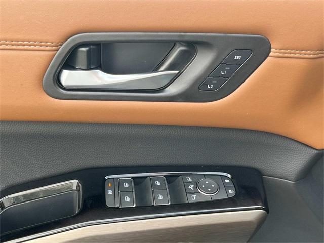 new 2025 Nissan Pathfinder car, priced at $47,630