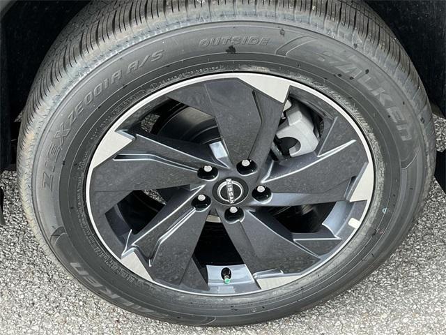 new 2025 Nissan Rogue car, priced at $31,376
