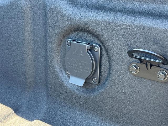 new 2025 Nissan Frontier car, priced at $41,002