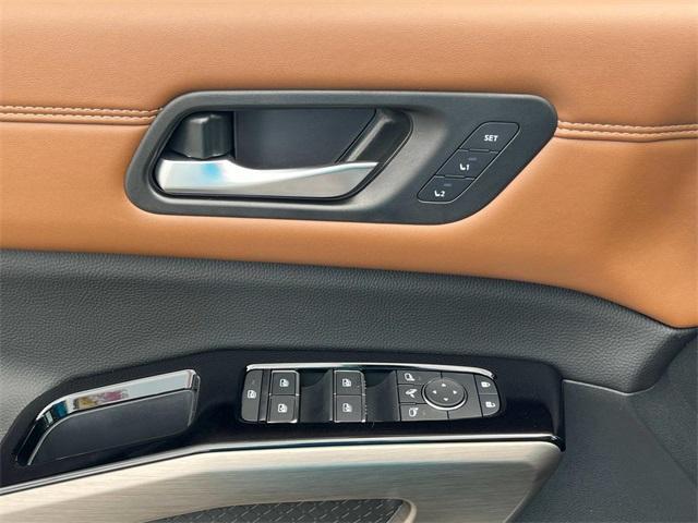 used 2025 Nissan Pathfinder car, priced at $49,988