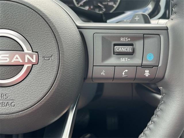 new 2025 Nissan Pathfinder car, priced at $40,208