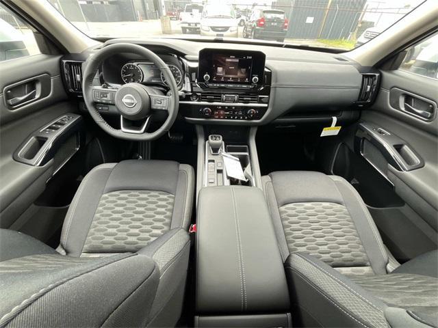 new 2025 Nissan Pathfinder car, priced at $40,208