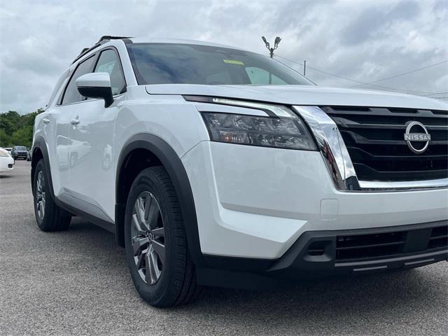 new 2025 Nissan Pathfinder car, priced at $40,208