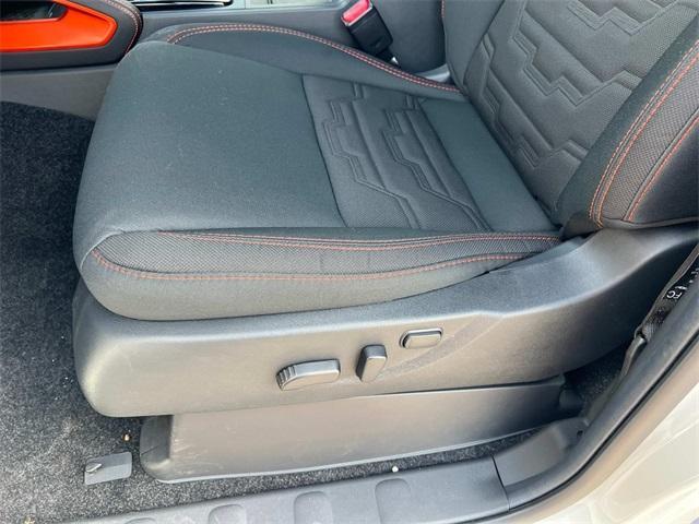 new 2025 Nissan Frontier car, priced at $43,377
