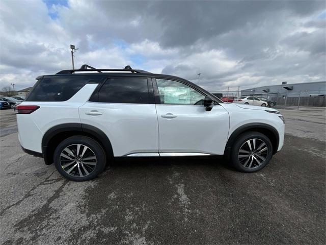 new 2025 Nissan Pathfinder car, priced at $49,346