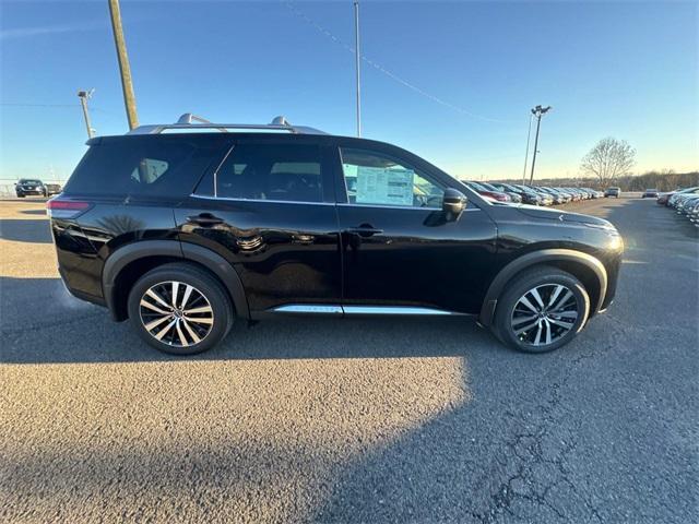 new 2025 Nissan Pathfinder car, priced at $46,776