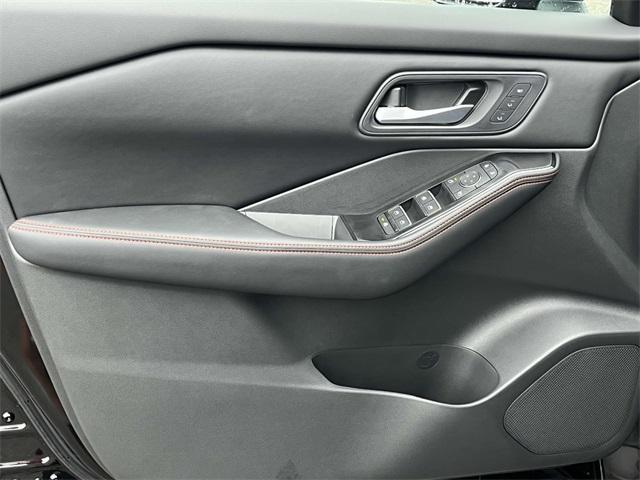 new 2025 Nissan Rogue car, priced at $33,704