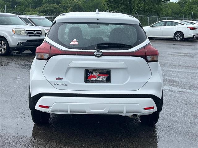 new 2025 Nissan Kicks Play car, priced at $21,949