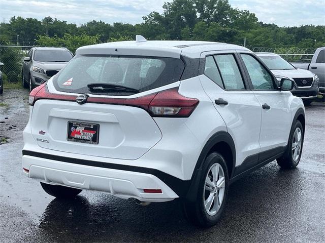 new 2025 Nissan Kicks Play car, priced at $21,949